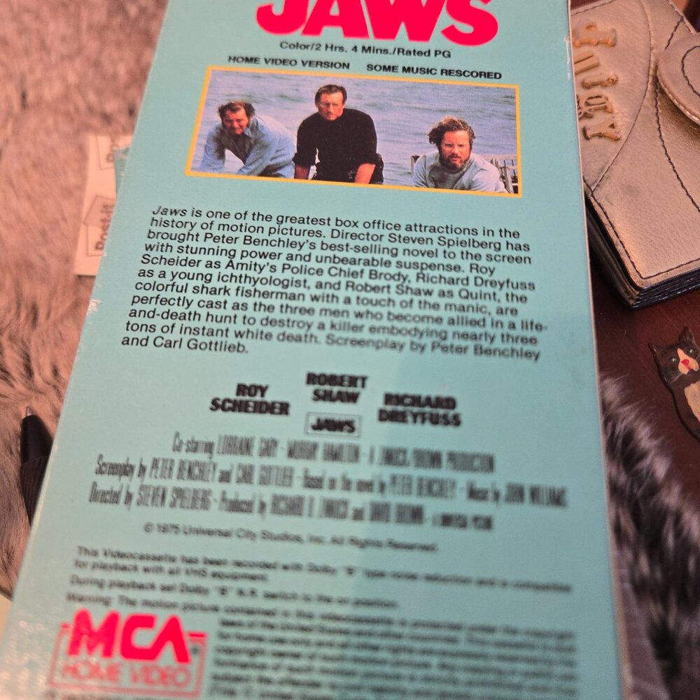 Jaws VHS tape (1983) - Picture 2 of 3